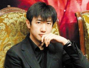 鄢颇李小冉现状,李小冉为鄢颇流产两次