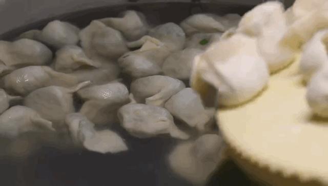 这些特大城市里，这个北方海边城市真的挺“大”