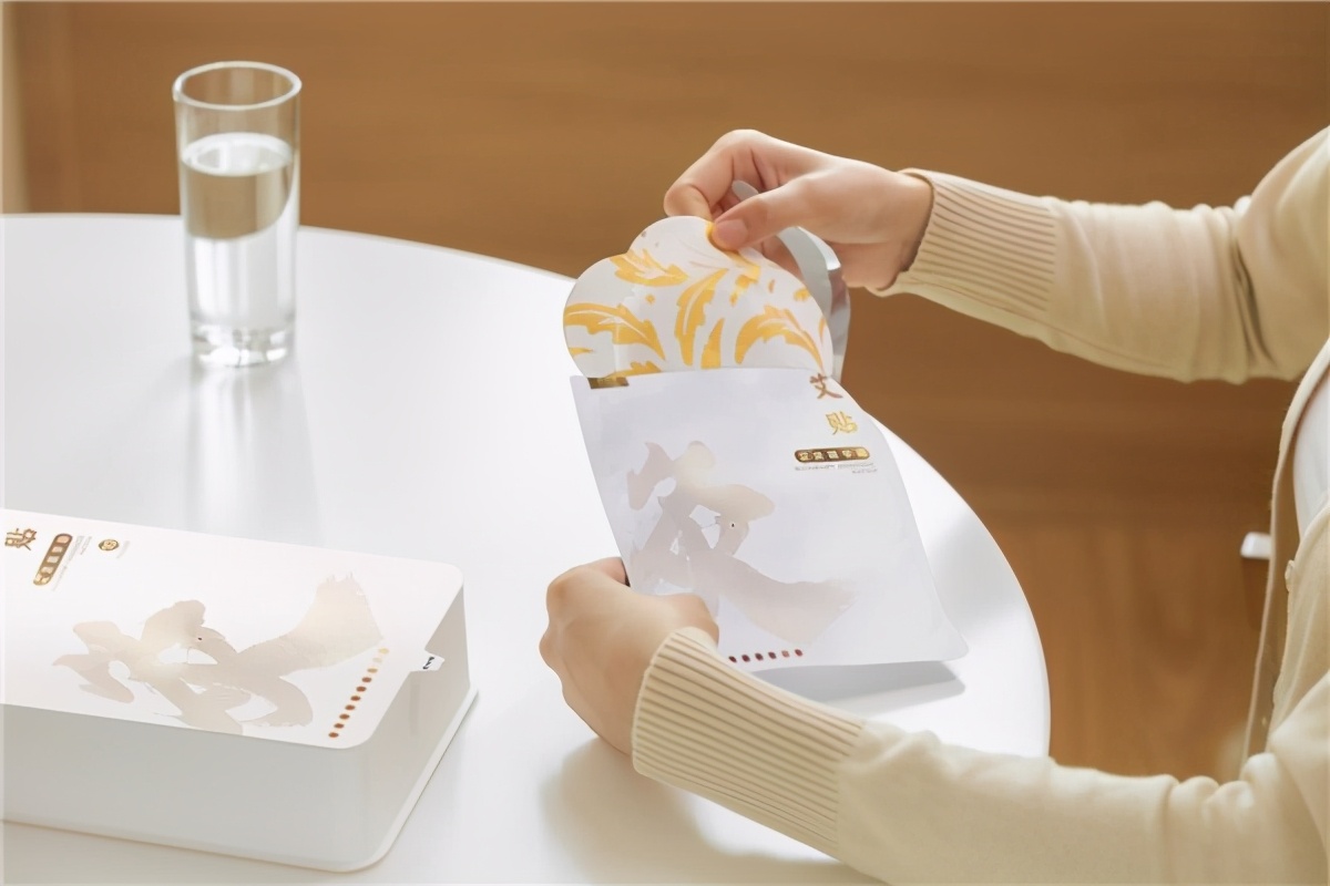 三伏天贴艾贴真的祛湿祛寒,艾艾贴祛湿气贴哪里