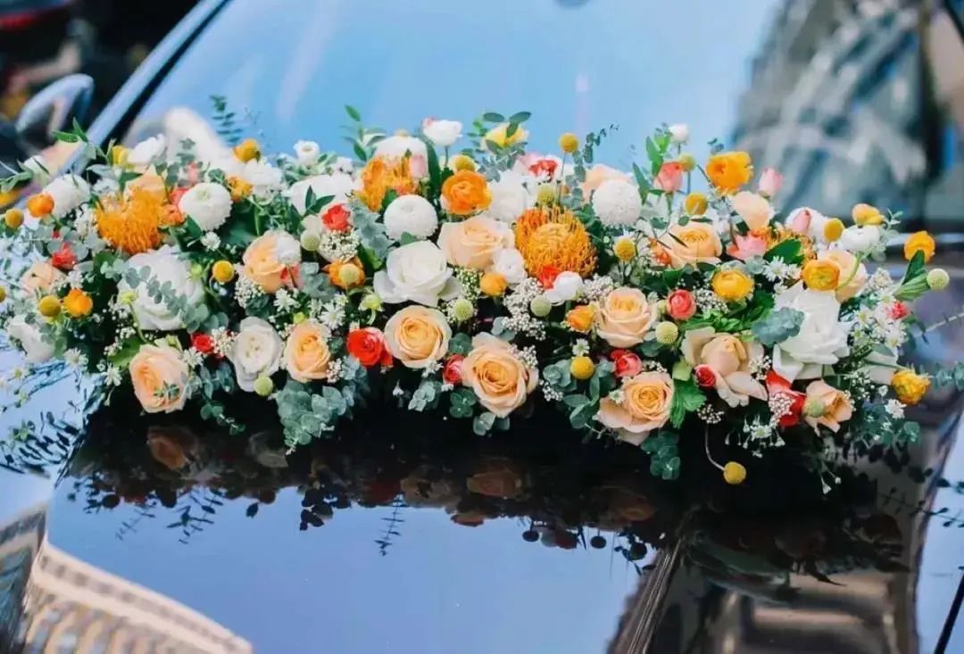 婚车最新花艺,适合新手的婚车花艺