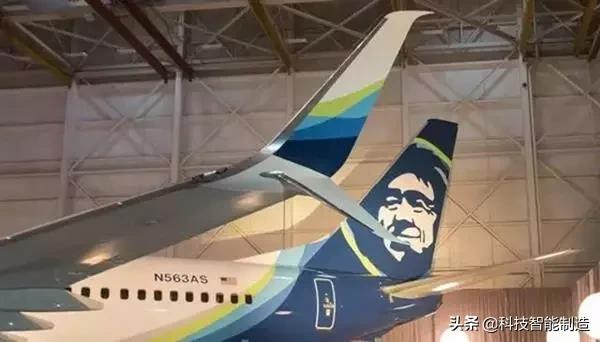 客机的机翼为什么那么长,民航飞机机翼为什么是在下方