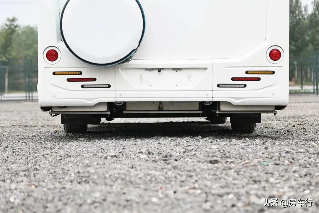 鍗撹秺x3鎴胯溅,鍗撶編浜氬崜瓒妜3鎴胯溅