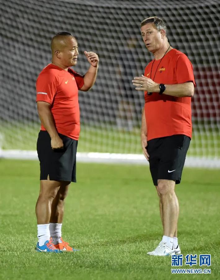 足球中国翻译,中国足球的翻译