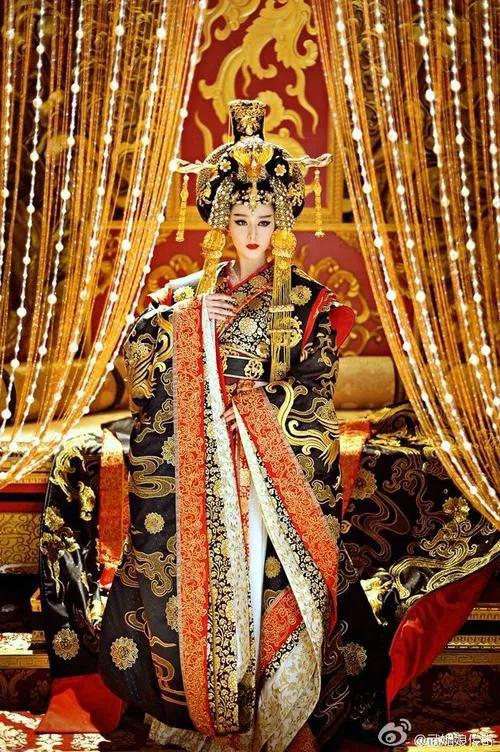 武则天的成长历程,女皇武则天一生故事