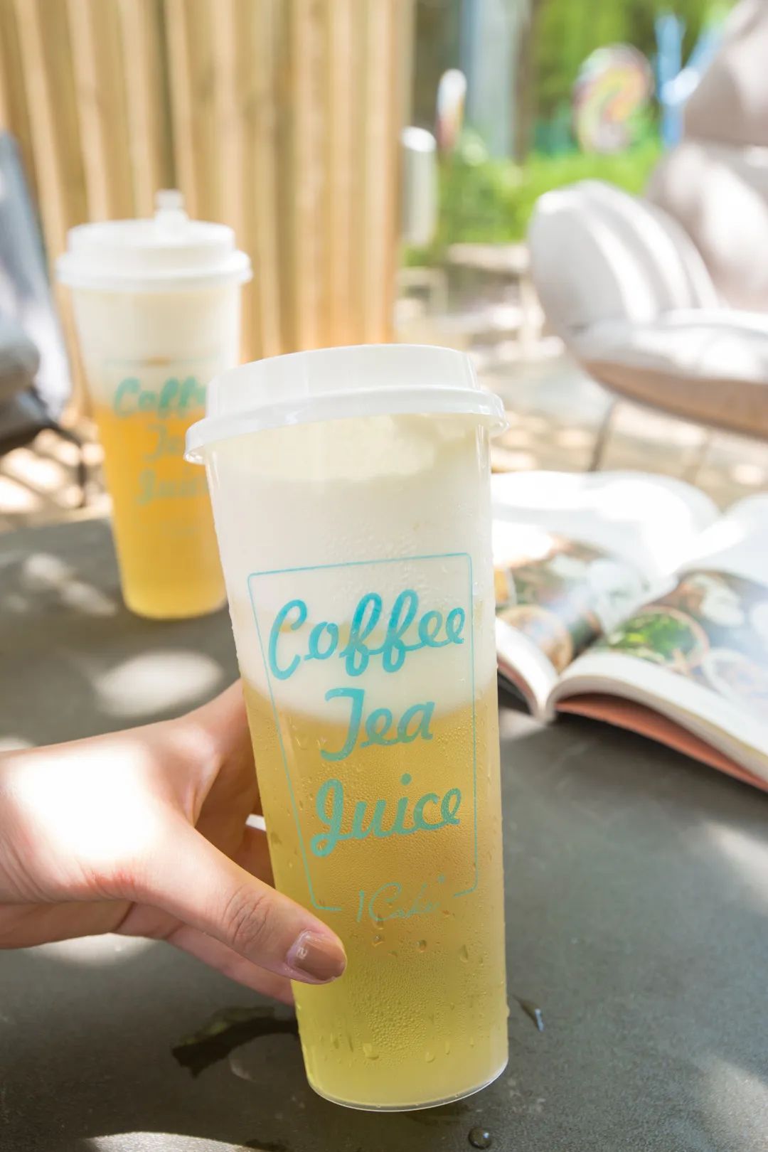 「椒霸霸×1CAKE」联名来啦！只要28.9元，和爱宠共享悠然午后