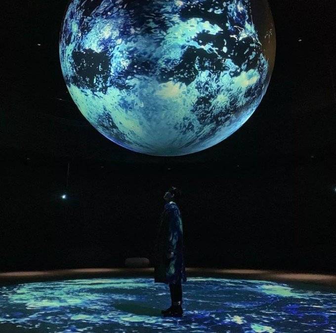 和大家一样去了大阪，但我不想随波逐流