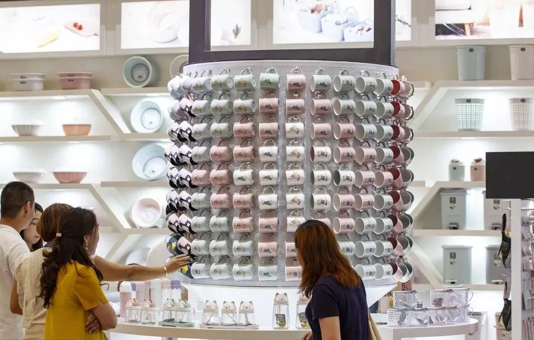 中国十年来家庭衣食住行的变化,中国家庭十大变化