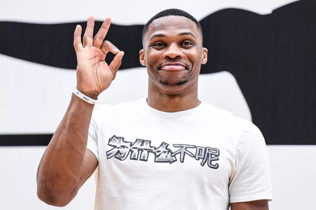 张伯伦生涯118次50+,张伯伦连续20+分纪录