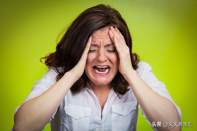 女性若出现乳房胀痛，在5种情况下或无需特殊干预，不妨了解一下