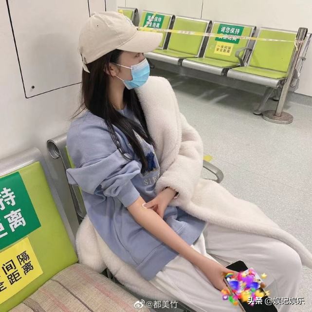 吴亦凡被刑拘,同小区业主看到他被抓走,粉丝深夜去探视无果