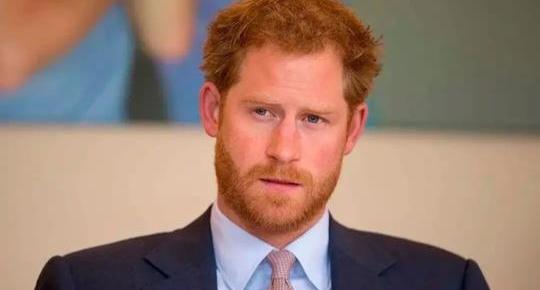 哈里王子和梅根婚姻最新消息,哈里王子与梅根结婚摘下帽子