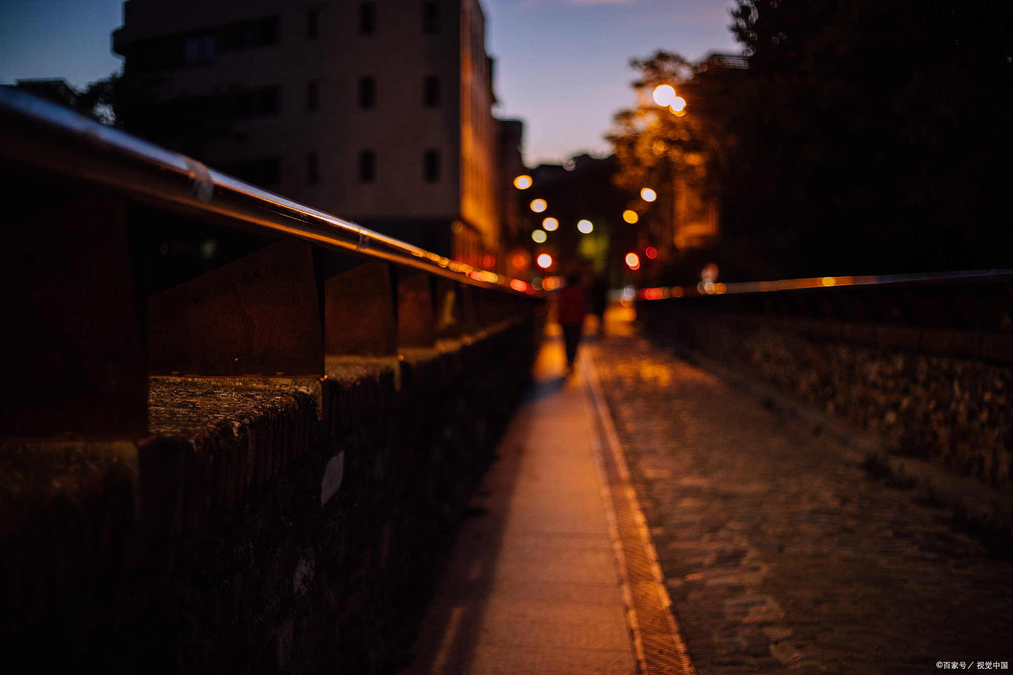 当你突然之间很烦怎么办,如果你觉得一个人很烦怎么办