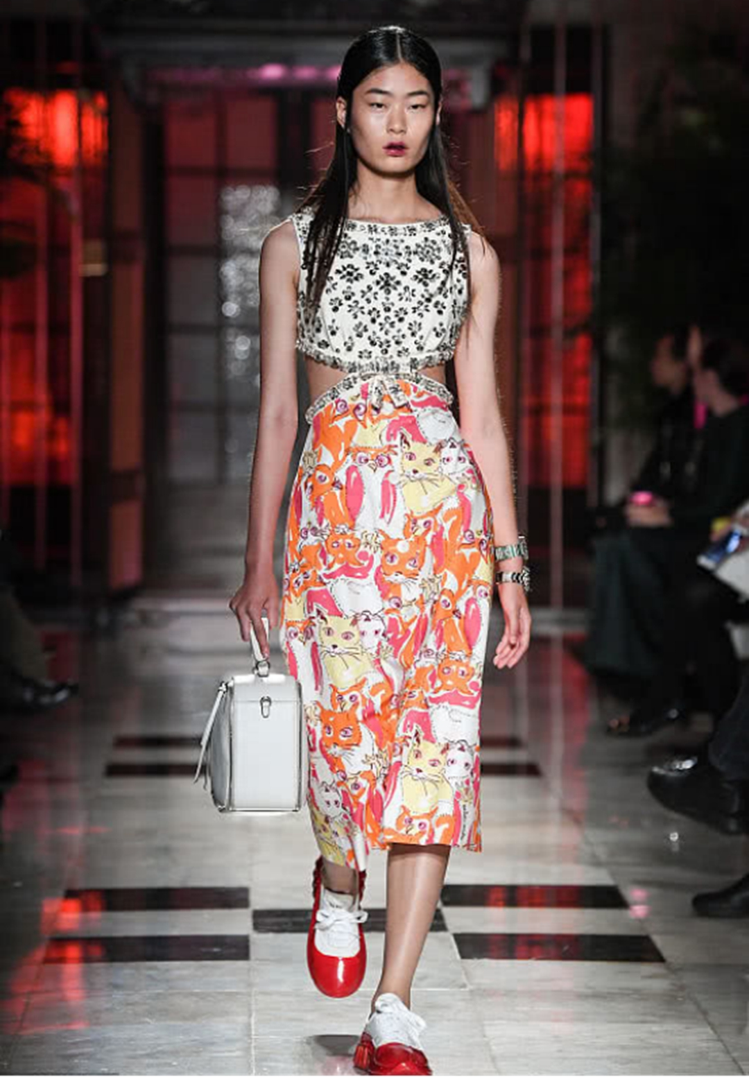 韩系风格碎花连衣裙搭配,碎花连衣裙明星撞衫