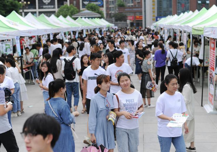 美容院招聘条件和技巧,老板学会这6招管理技巧