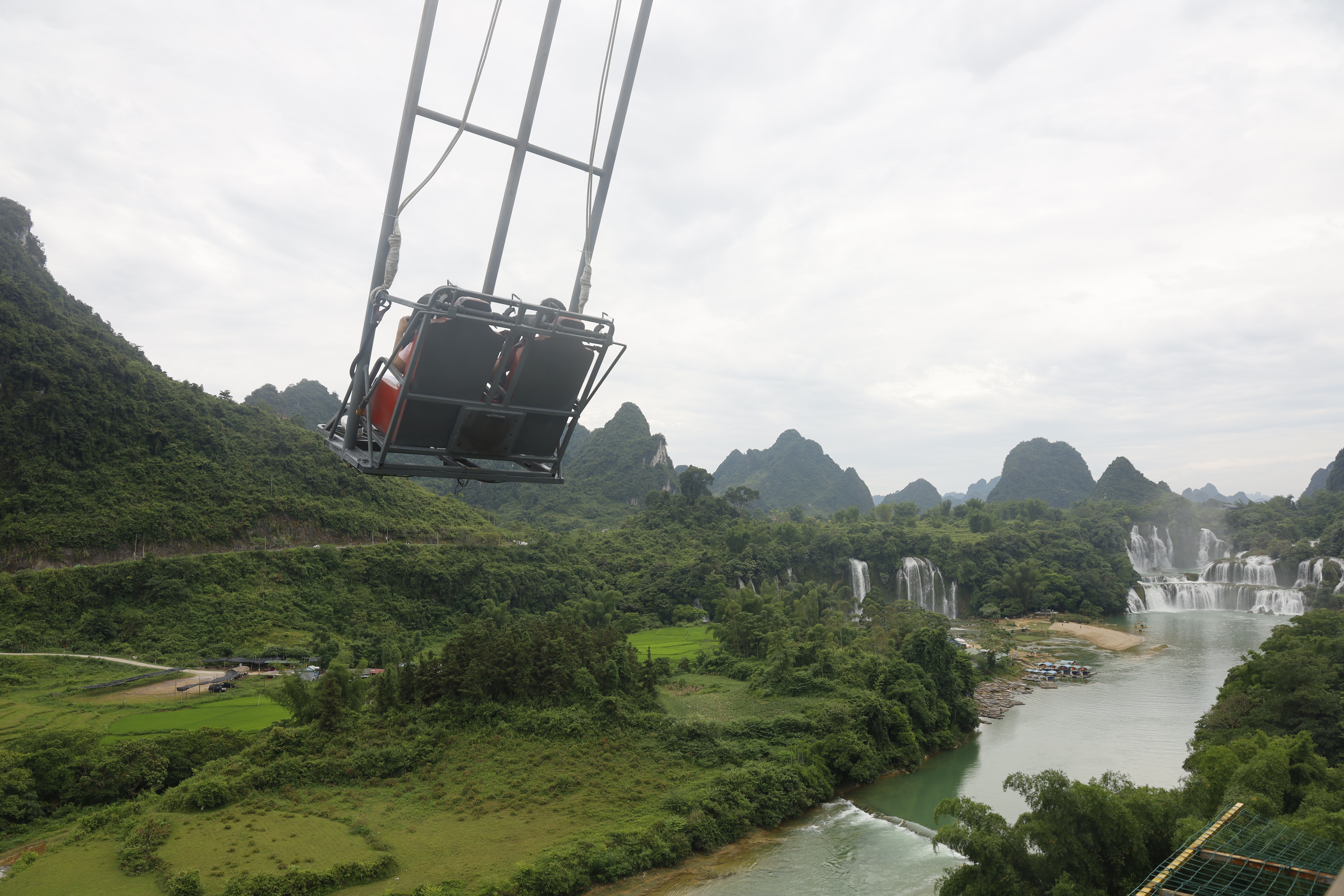 从南宁到崇左，3天2晚玩转广西德天大瀑布