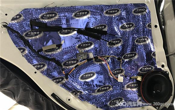 入门级改装音质也想超预期？看斯巴鲁森林人选的两分频