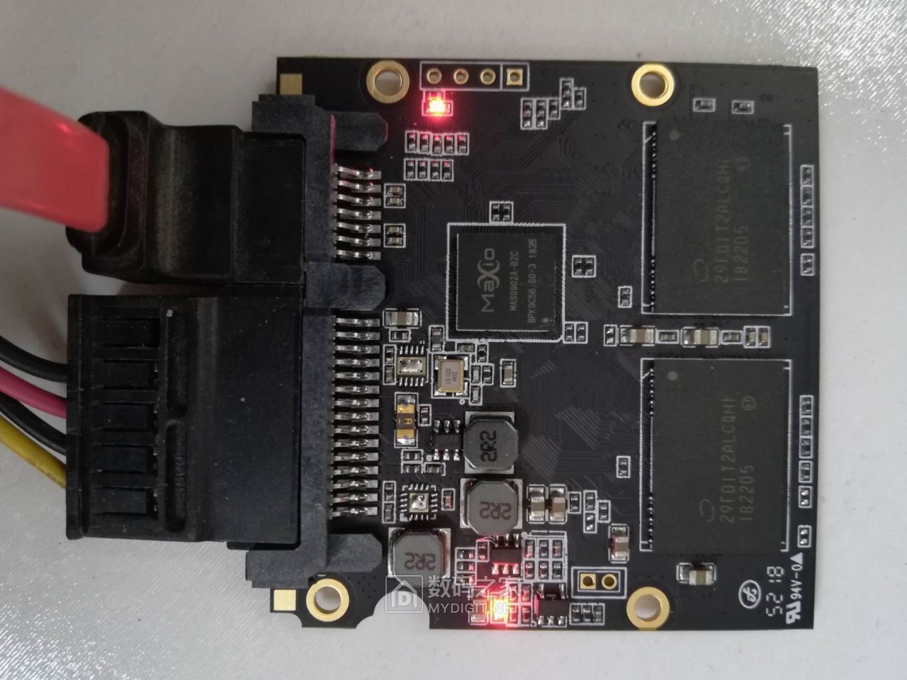 台电极光a850固态拆解,台电固态硬盘a750读取速度
