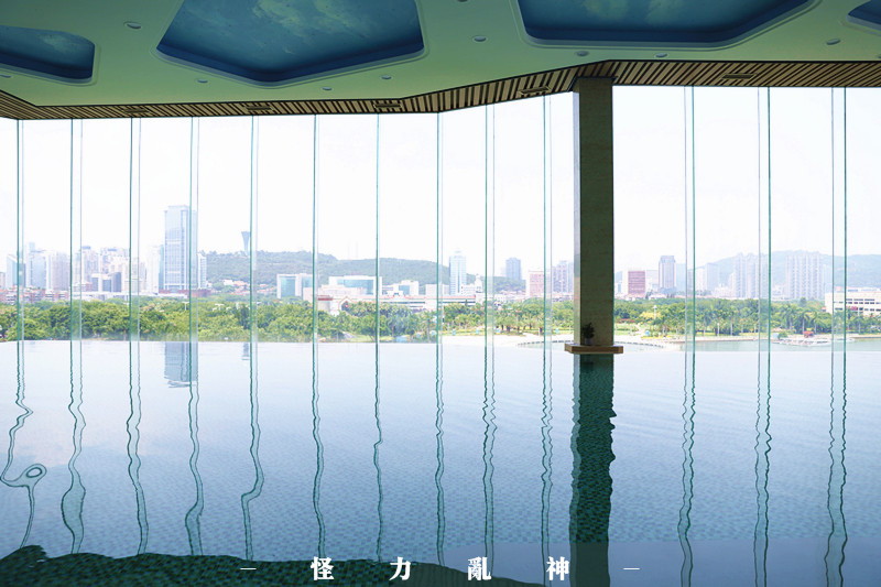 无边泳池、宝藏日料、马杀鸡，藏在湖滨南的星级酒店承包我一整天