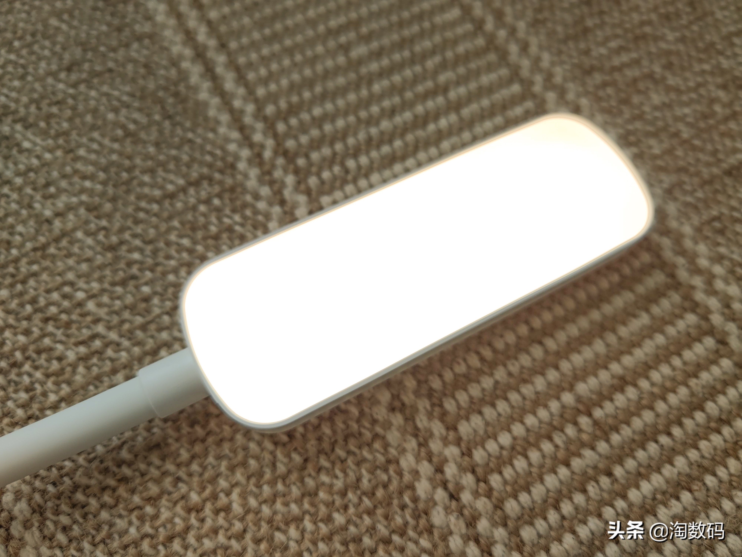 ￥9块9的德国LED充电台灯？105年欧司朗血统能否传承，开箱晒个单