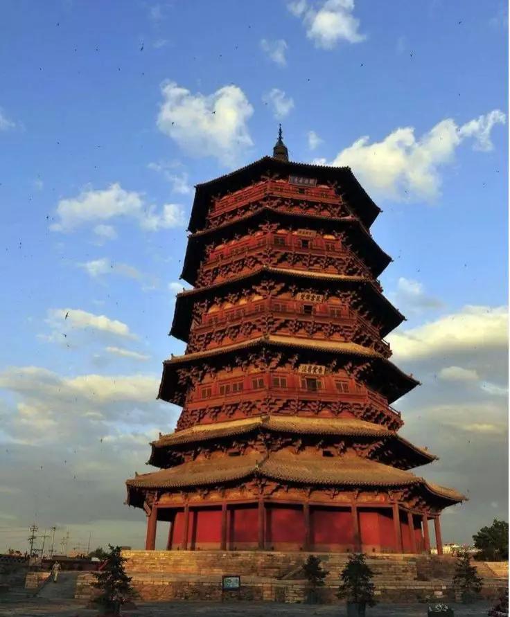 左手云冈窟，右手华严寺｜李尔山评说大同佛教史