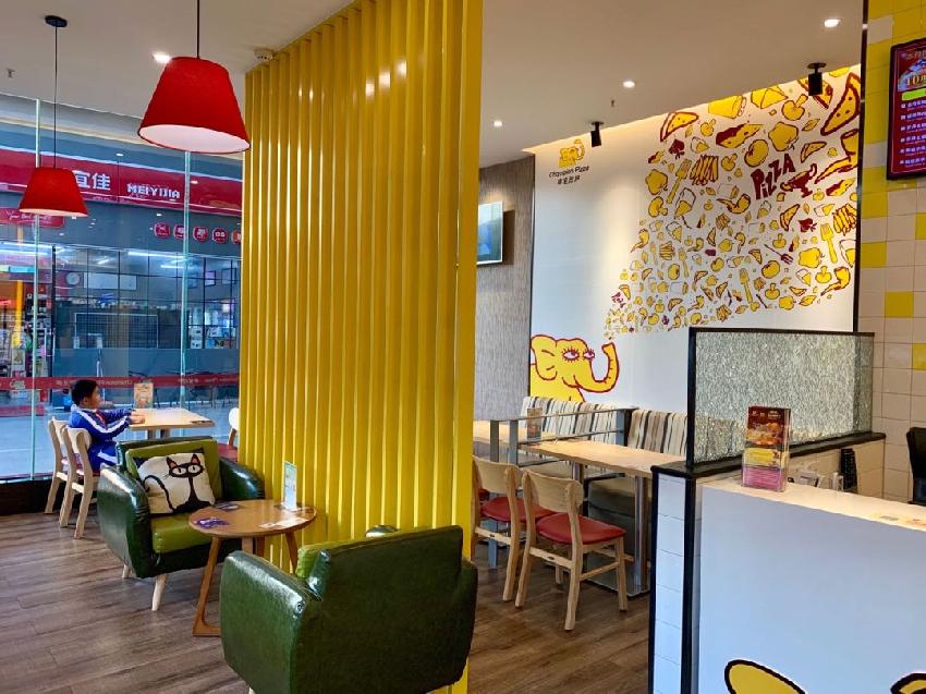 尊宝比萨加盟店盈利,1100家尊宝比萨加盟店