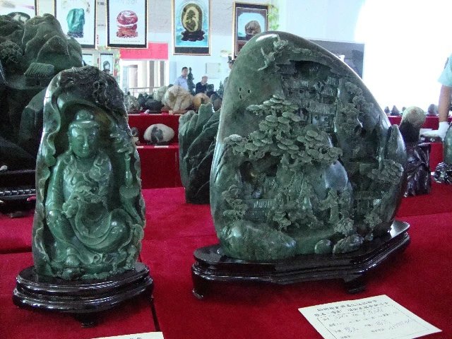 戈壁和田玉碧玉市价,新疆和田玉白玉的分布地域