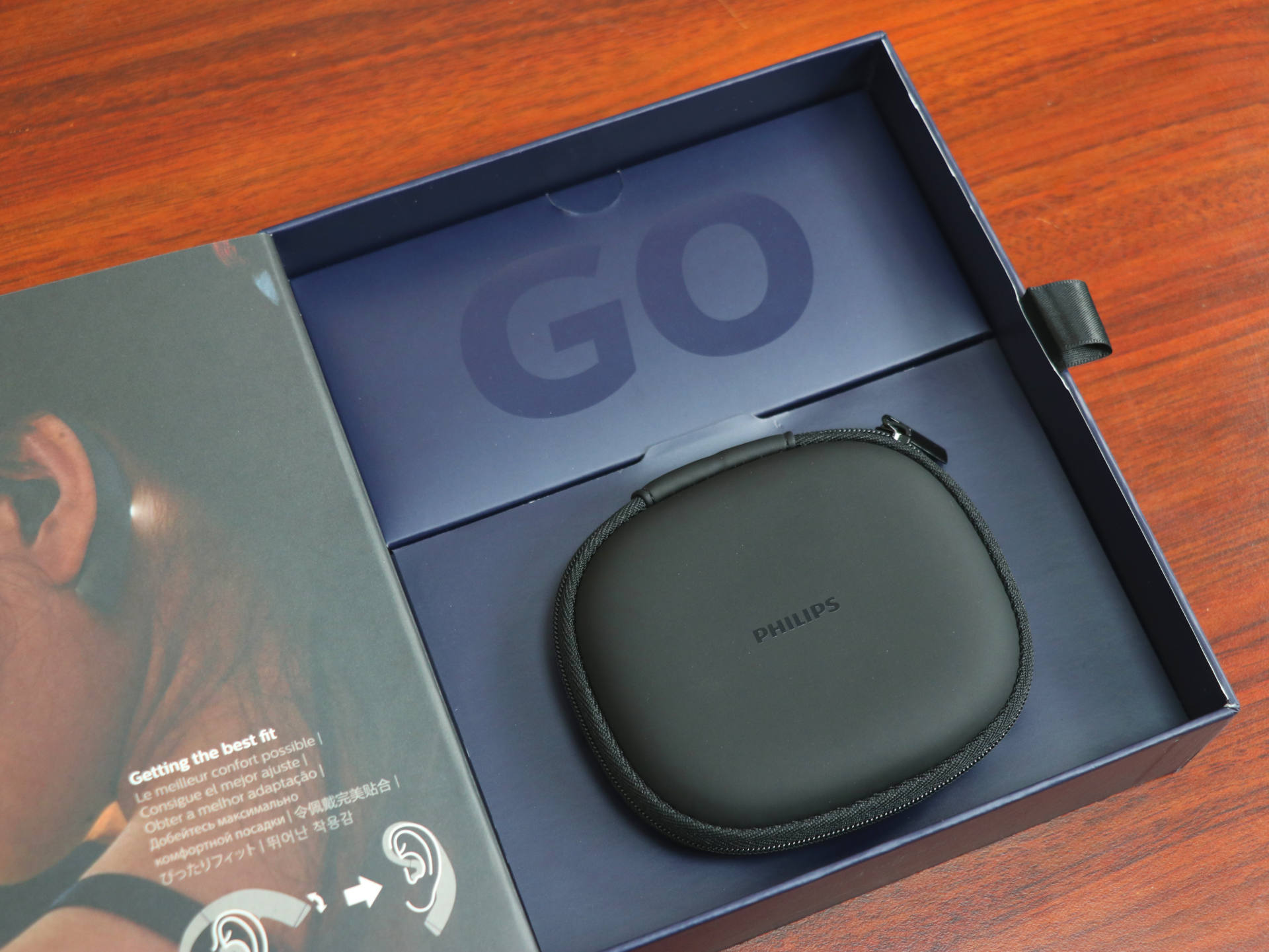 飞利浦a8606骨传导耳机使用,飞利浦骨传导蓝牙耳机测评