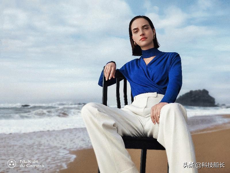 vivonex3新机精评瀑布屏ai三摄,vivonex3s5g版是否值得购买