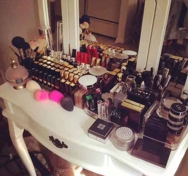 出门旅行收纳化妆包,外出旅行收纳包简简单单的