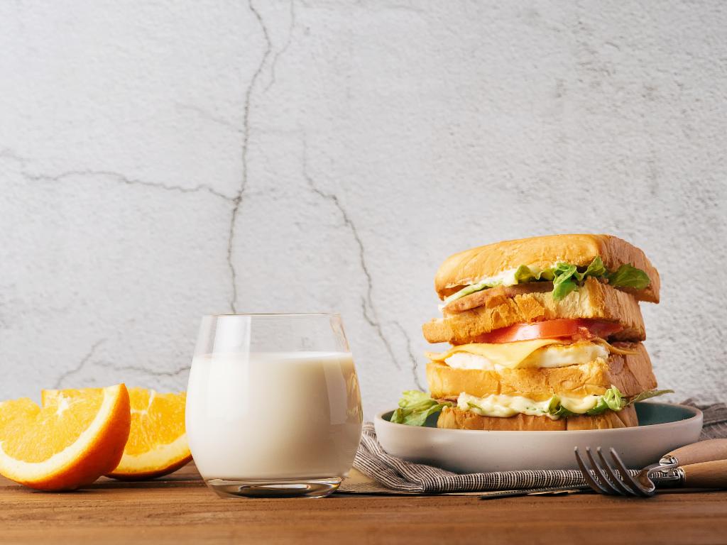 高钙饼干真的补钙吗,给儿童吃钙片会早发育吗