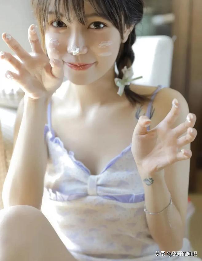 膝盖有淤青的女生,采访为什么女生膝盖上有淤青