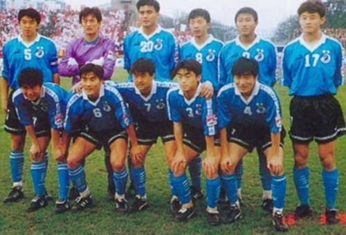 三次入选世界杯最差阵容都是谁,巅峰期退出国家队的球员