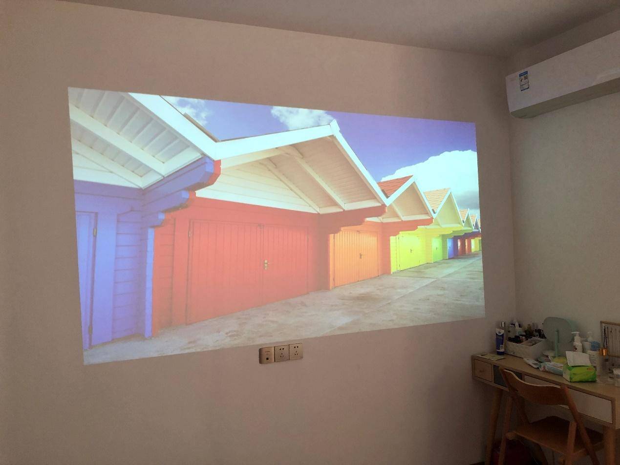 让人眼前一亮的高科技产品,坚果x3投影的测评