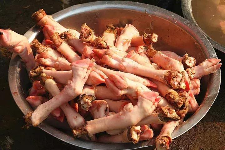 7个值得你驱车前往的吃羊肉地，这一口还魂的羊肉，吃了会上瘾！