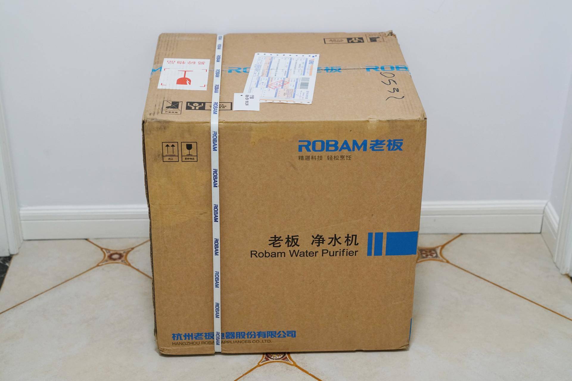 老板净水器j330使用方法,老板j330净水器出水头怎么拔出来