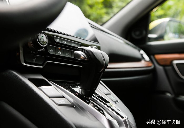 年度紧凑型suv推荐全新本田cr-v,2020款本田cr-v更精致更好看