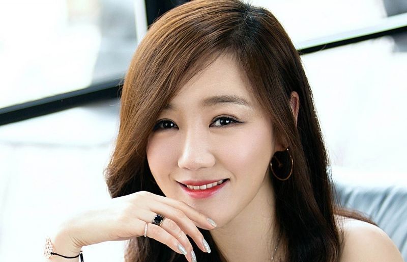 薛佳凝皈依佛门现状,薛佳凝为什么要皈依佛门