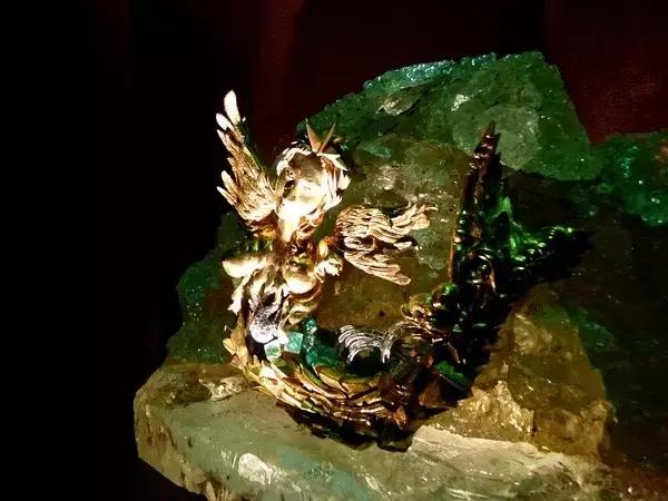 会动的珠宝：当珠宝超脱现实，你会看到怎样玄幻的世界？