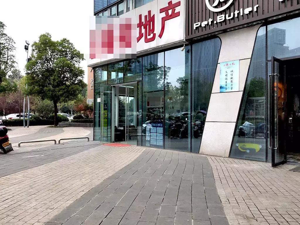 政务区天鹅湖畔二手房价,天鹅湖二手房158平米84万