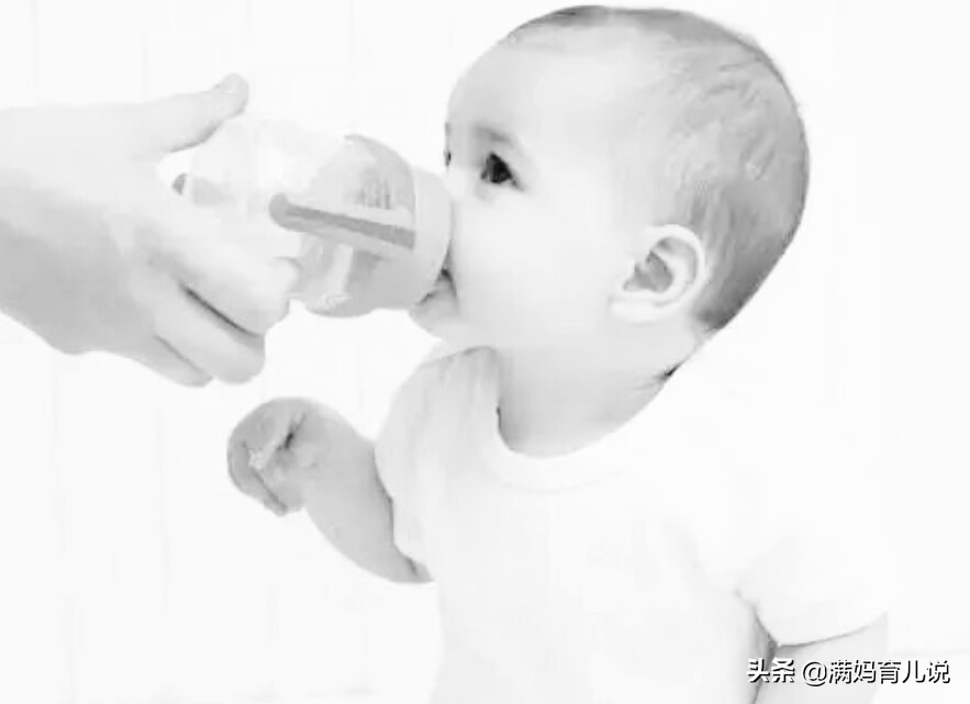 宝宝上火了只喝水不喝奶,宝宝上火妈妈多喝水可不可以降火