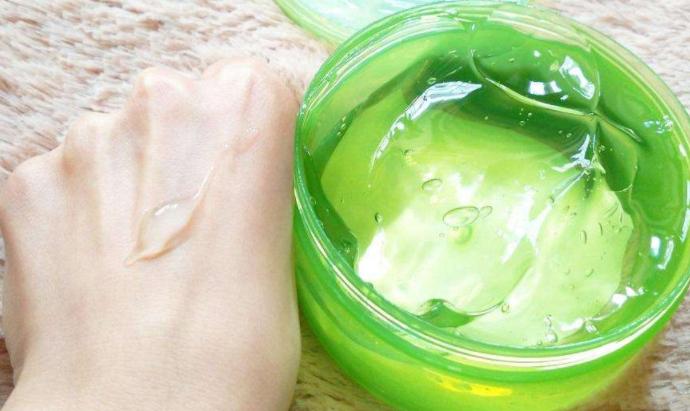 完美芦荟胶和别的芦荟胶的区别,自然乐园芦荟胶和完美哪个更祛痘