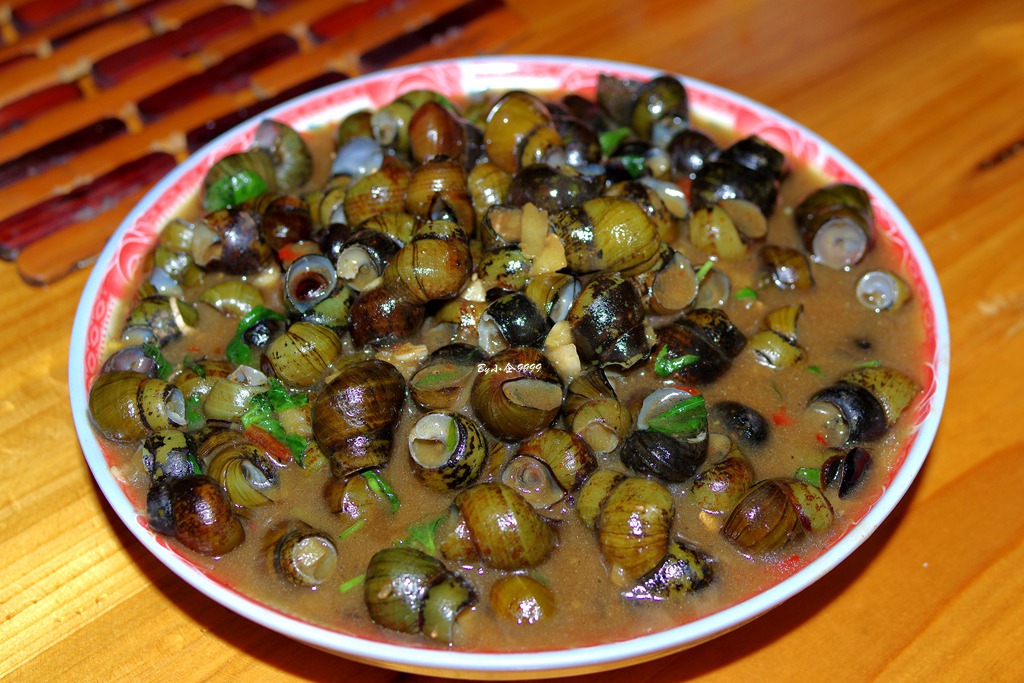 广东田螺鸭肉汤,客家田螺猪肉咸菜汤