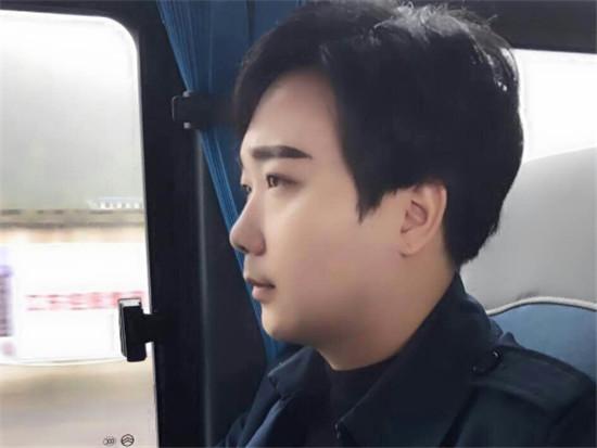 楚河直播被惹哭,楚河女装查房miss视频