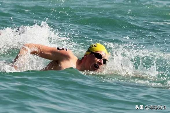 公开水域怎么游,公开水域游泳为什么游偏