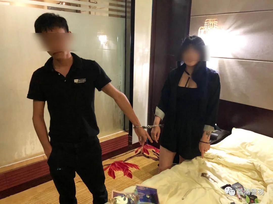 广西一男子和女子偷情被发现,广西一男女偷情被抓