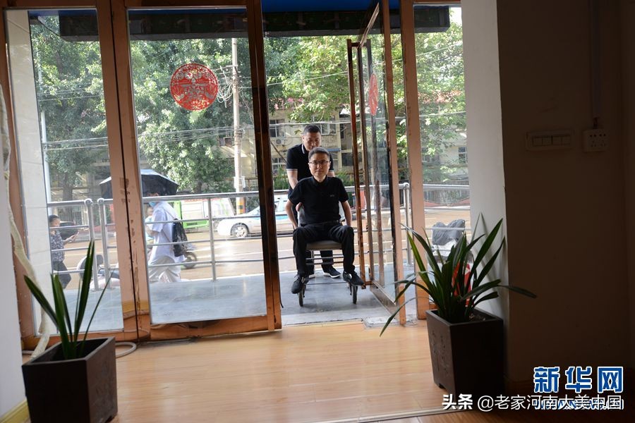 河南平顶山：“背上兄弟”的36年不了情，这就是河南人