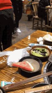 孩子不爱学习我想打他怎么办,孩子不爱学习不听话能不能打