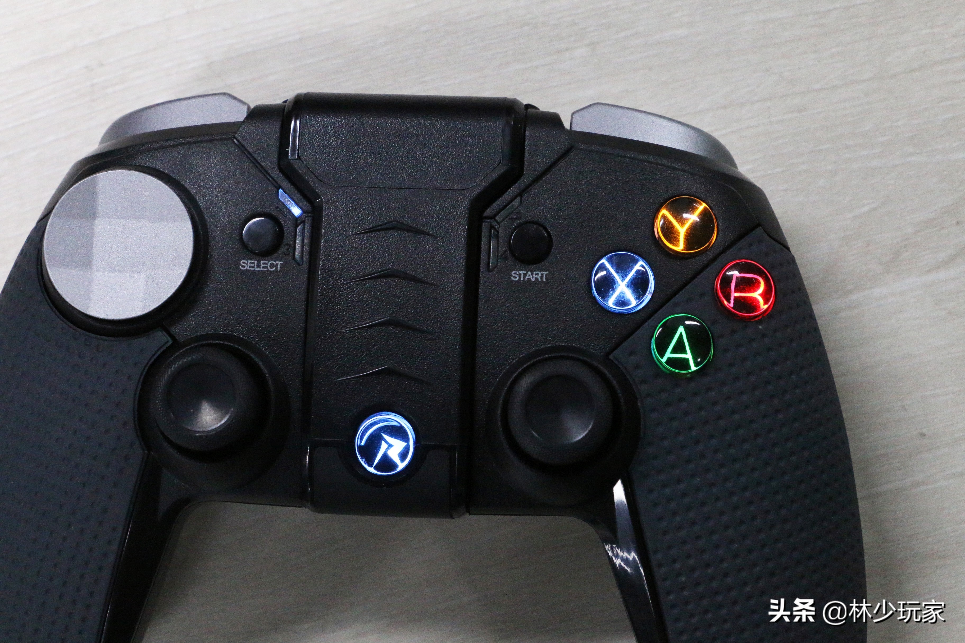 购买游戏手柄需要注意什么,游戏手柄该如何选择