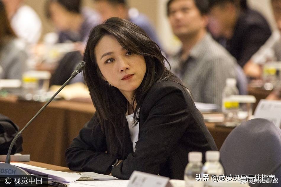 女明星染发为啥看不出褪色,为什么明星染发没多久就褪色了