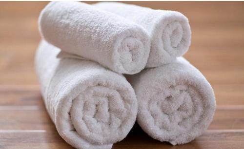 白色的毛巾时间久了发黄怎么洗,毛巾发黄了用什么洗